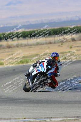 media/May-29-2022-Lets Ride (Sun) [[e8986be515]]/B Group/1020am (Outside Grapevine)/